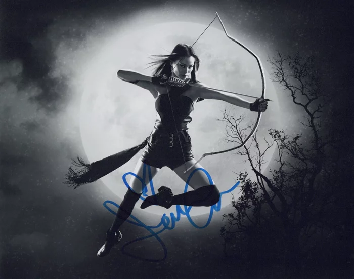 Jamie Chung autograph