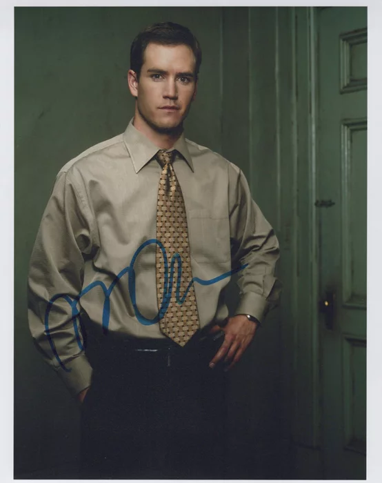 Mark Paul Gosselaar autograph
