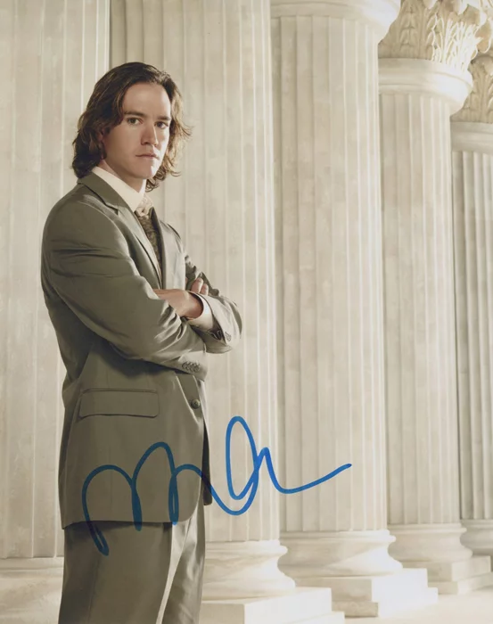 Mark Paul Gosselaar autograph