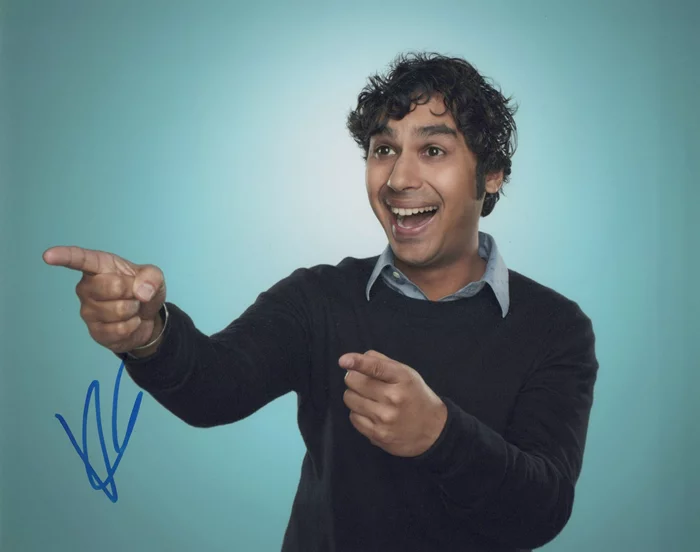 Kunal Nayyar autograph