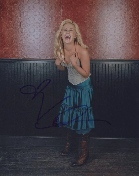 Kellie Pickler autograph