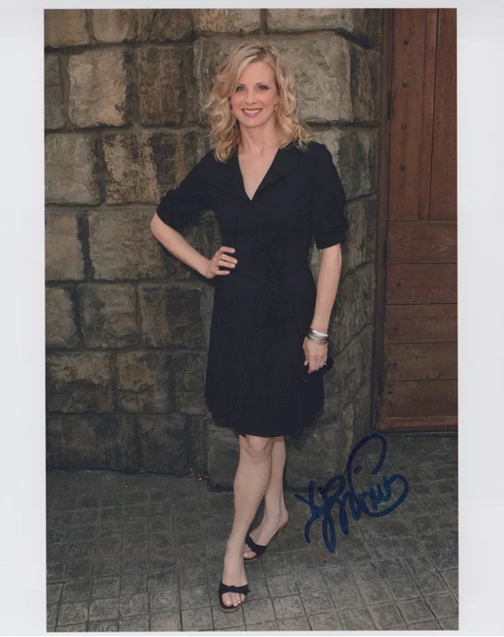 Monica Potter autograph