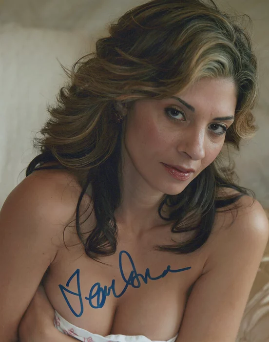 Callie Thorne autograph