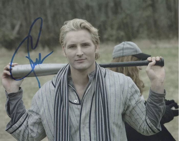 Peter Facinelli autograph