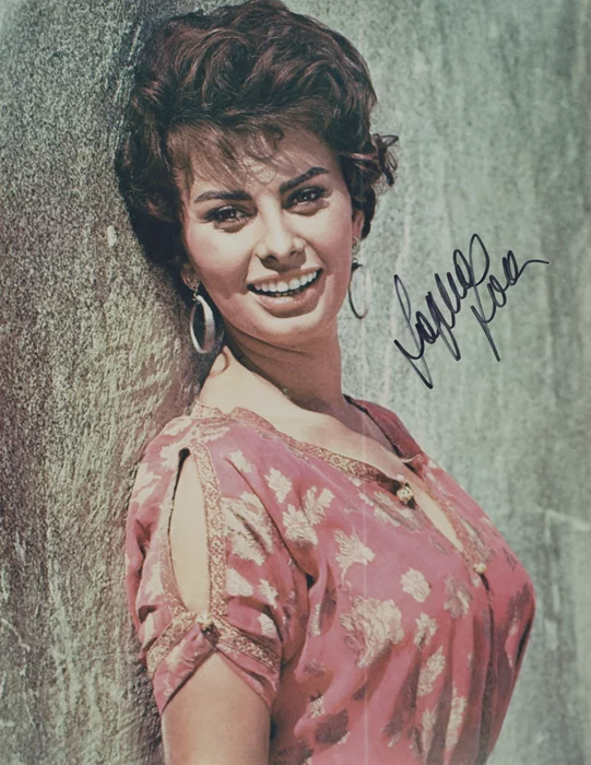 Sophia Loren autograph