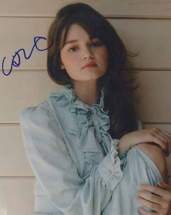 Ciara Bravo autograph