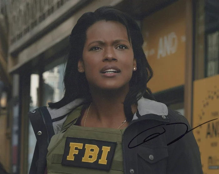 Cassandra Freeman autograph