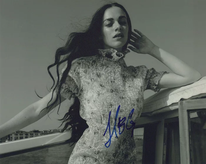 Hailey Gates autograph