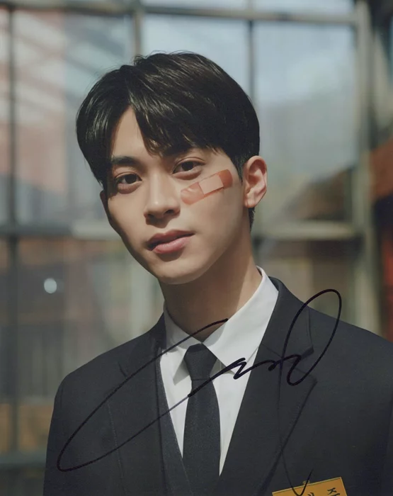 Han Gi-Chan autograph