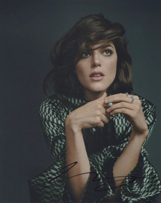 Callie Hernandez autograph