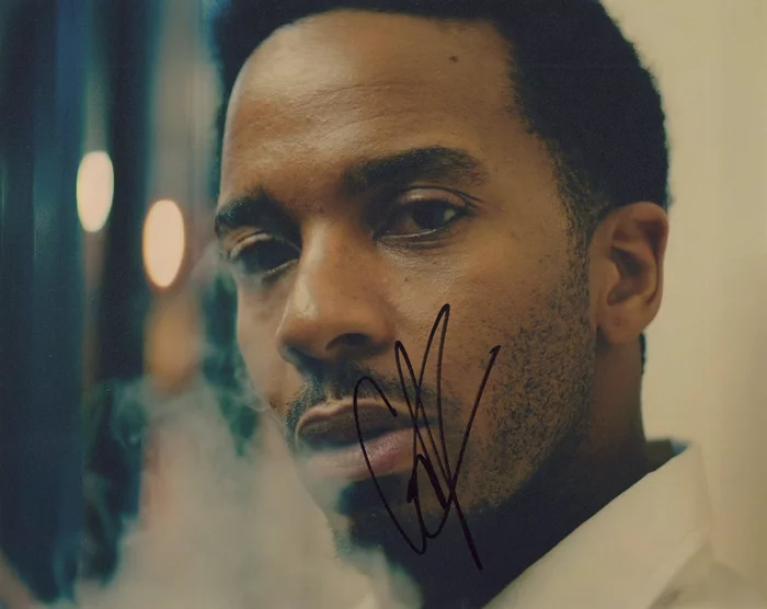 Andre Holland autograph