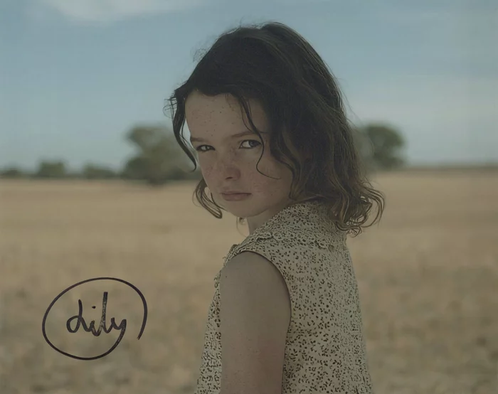Lily LaTorre autograph