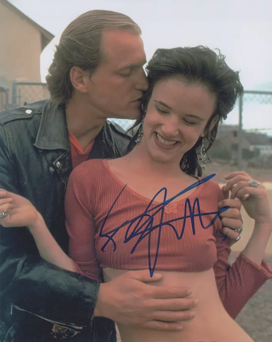 Juliette Lewis autograph