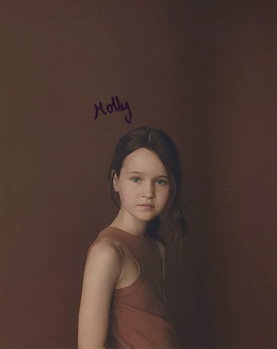 Molly Belle Wright autograph
