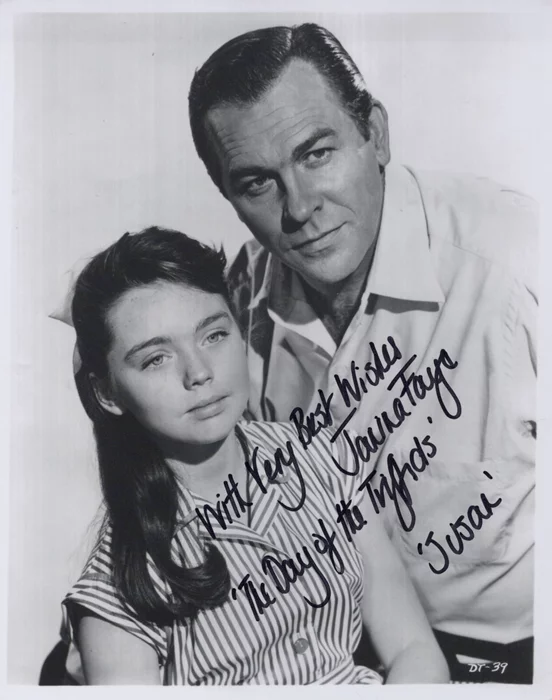 Janina Faye autograph