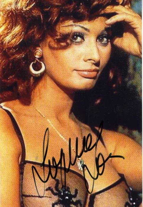 Sophia Loren autograph