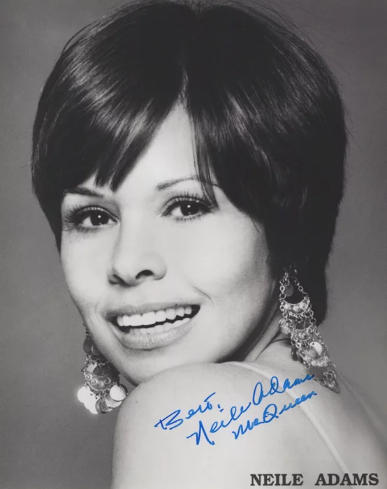 Neile Adams autograph