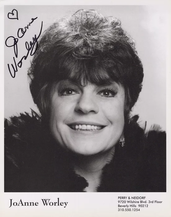 Jo Anne Worley autograph
