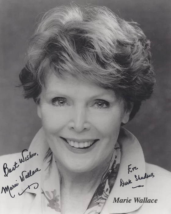 Marie Wallace autograph