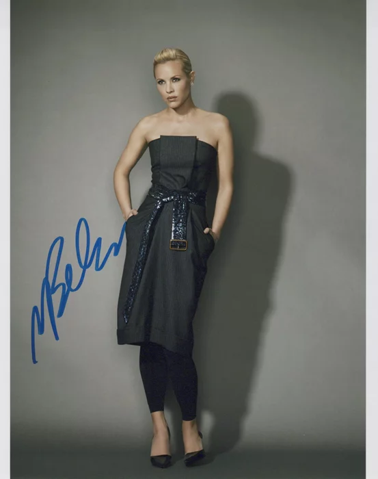 Maria Bello autograph