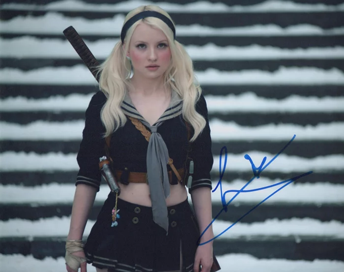 Emily Browning autograph