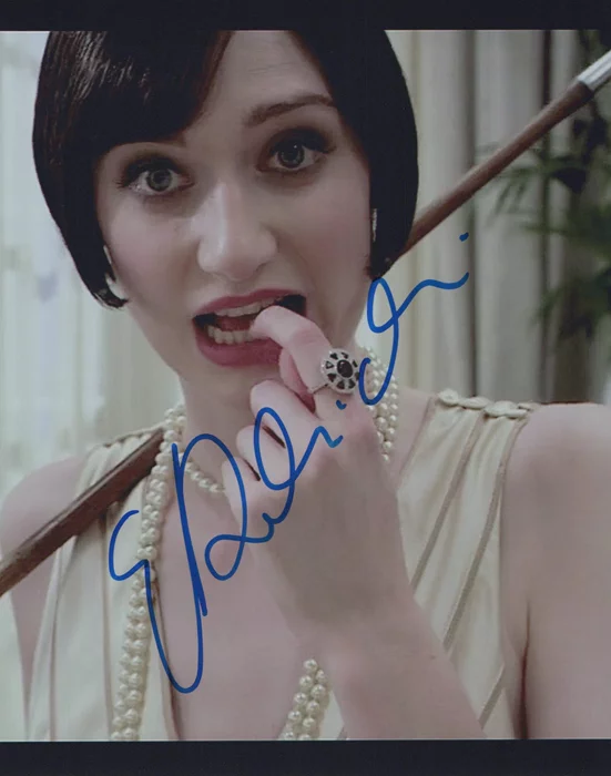 Elizabeth Debicki autograph