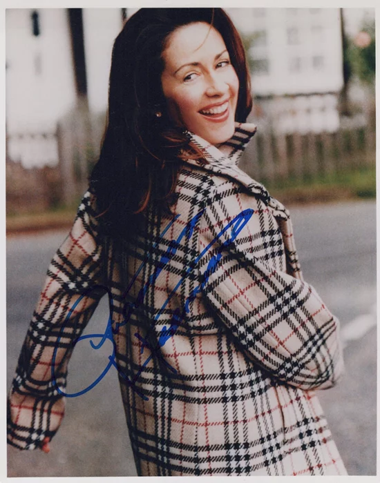 Patricia Heaton autograph