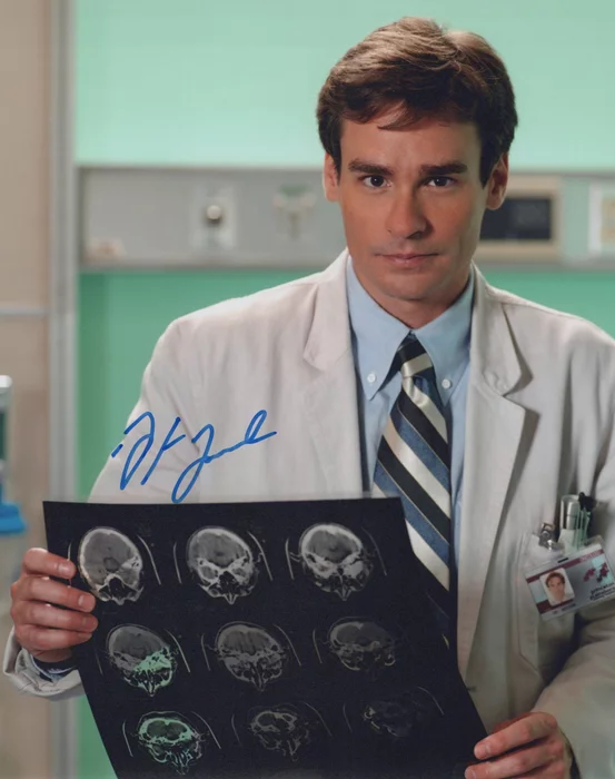 Robert Sean Leonard autograph