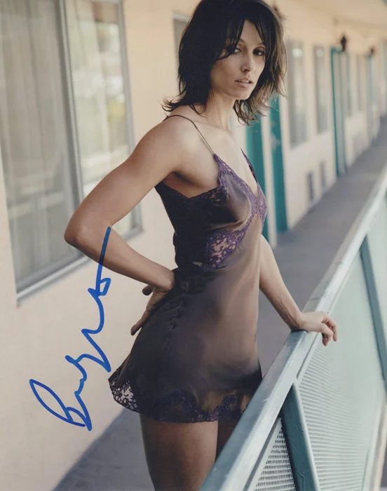 Bridget Moynahan autograph