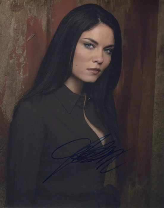 Jodi Lyn O'Keefe autograph