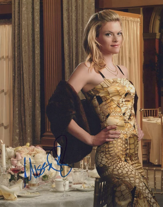 Missi Pyle autograph