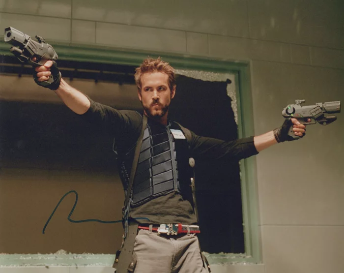 Ryan Reynolds autograph