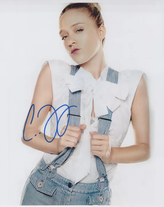 Chloe Sevigny autograph