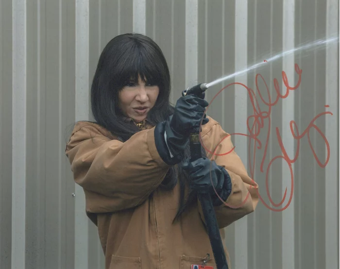 Jackie Cruz autograph