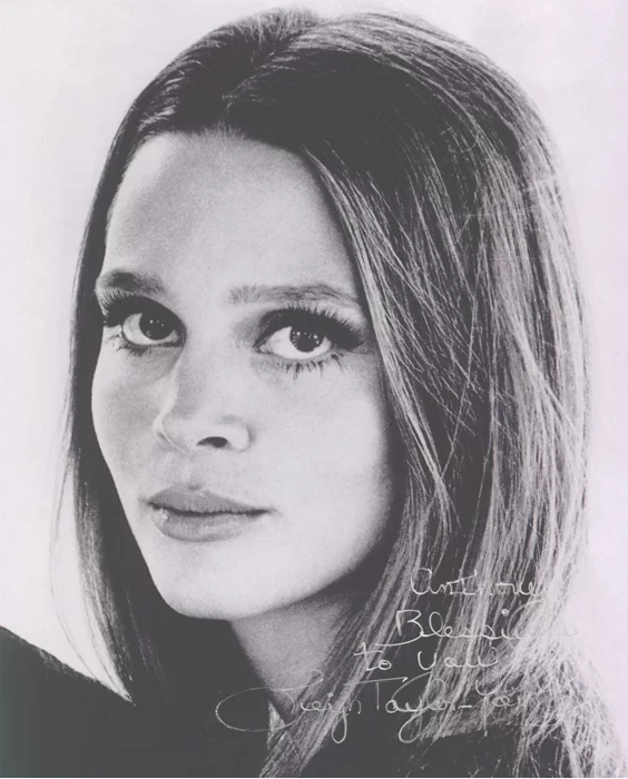Leigh Taylor-Young autograph