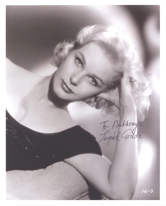 Ingrid Goude autograph