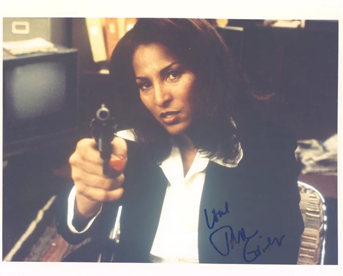 Pam Grier autograph