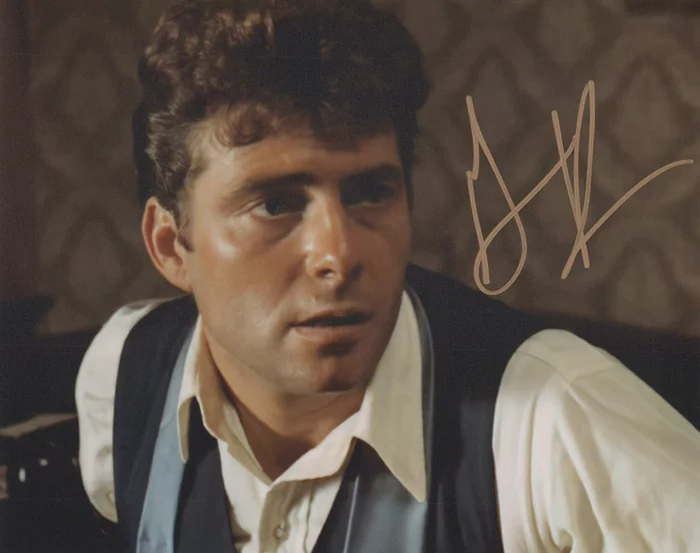 Gianni Russo autograph