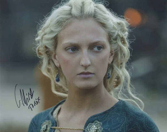 Georgia Hirst autograph