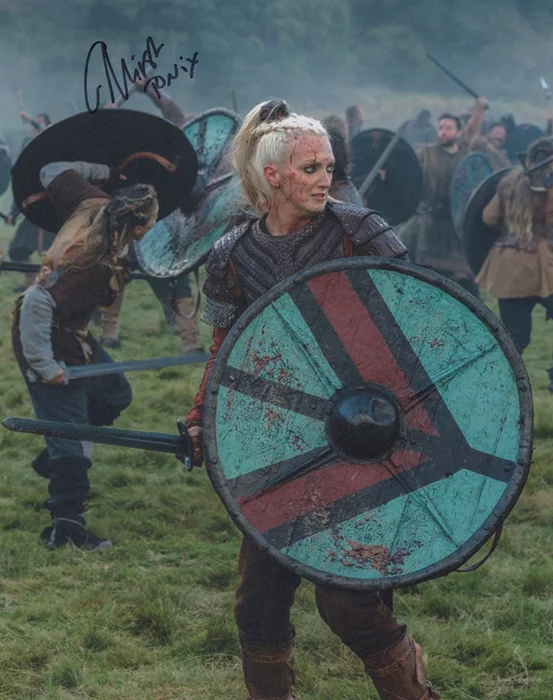 Georgia Hirst autograph