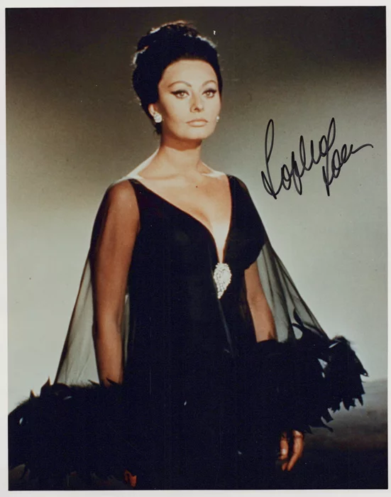 Sophia Loren autograph