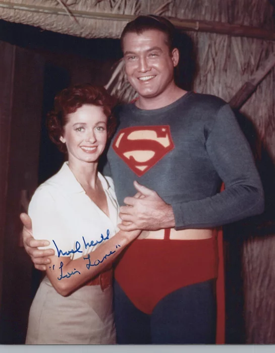 Noel Neill autograph