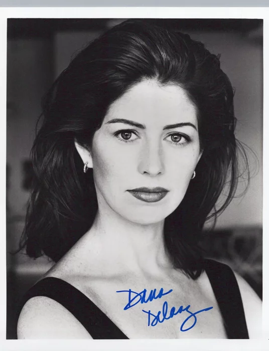 Dana Delany autograph