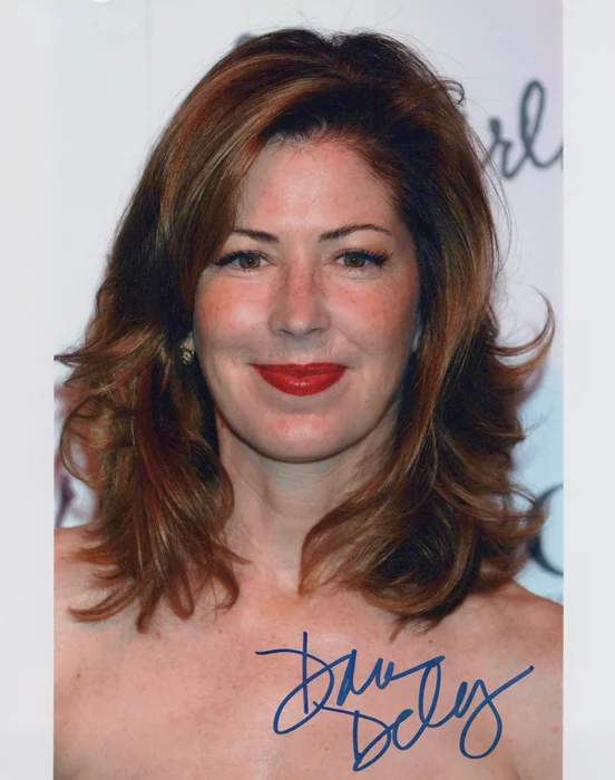 Dana Delany autograph