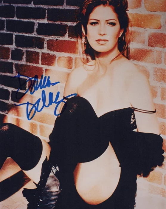 Dana Delany autograph