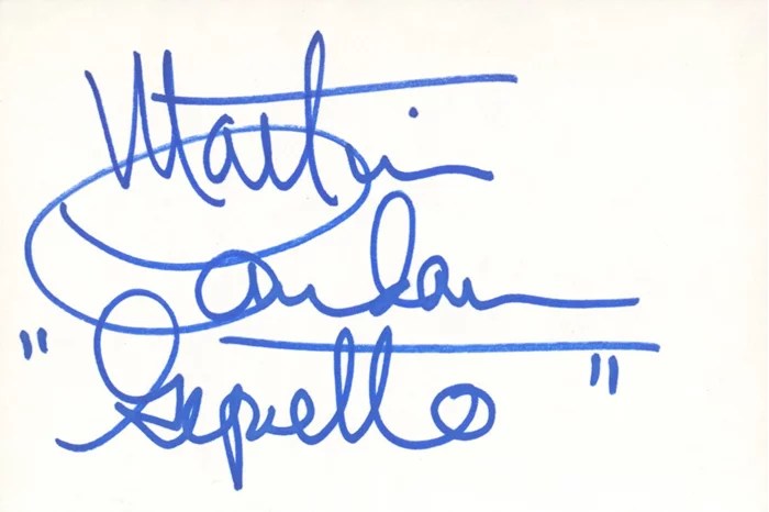 Martin Landau autograph