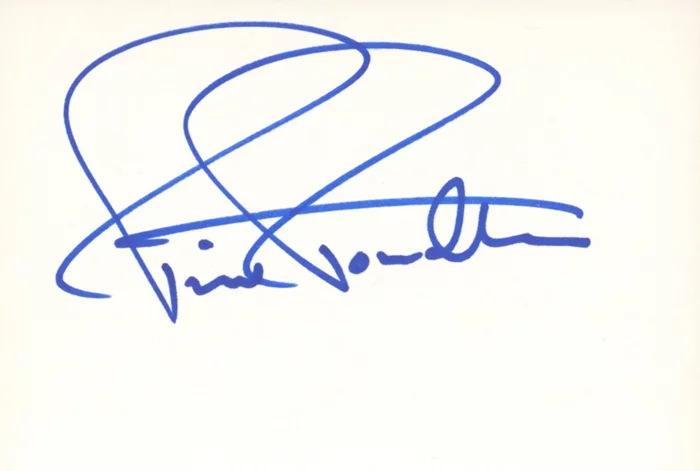 Richard Roundtree autograph
