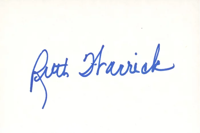 Ruth Warrick autograph