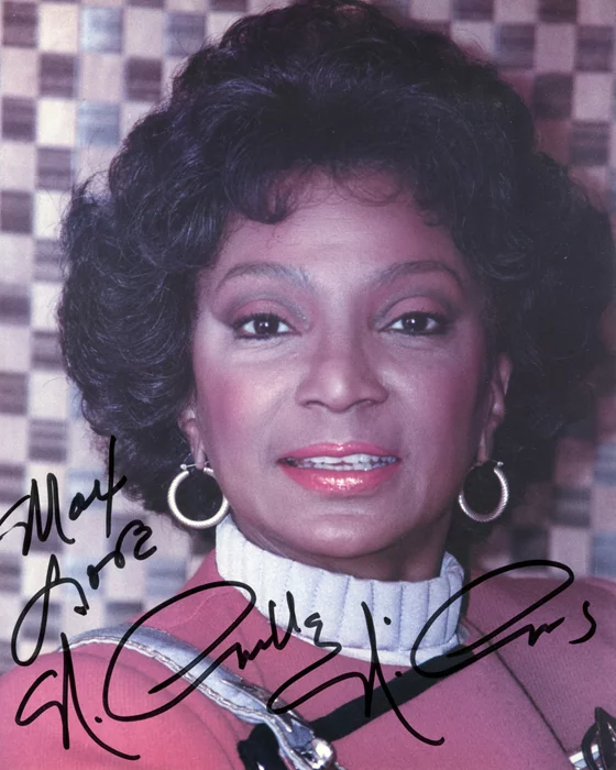 Nichelle Nichols autograph