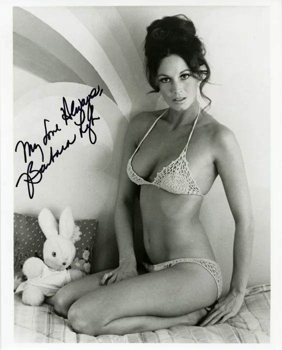 Barbara Leigh autograph